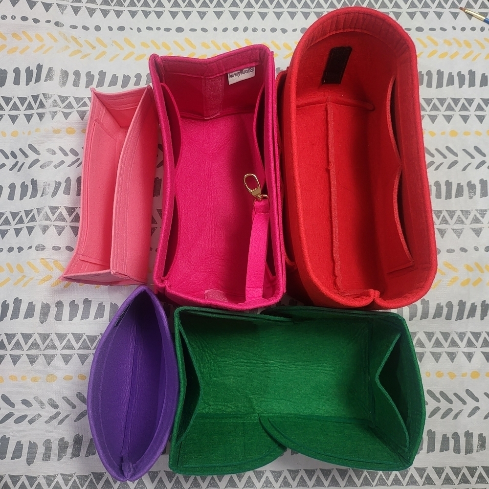 Colorful Bags Organizers Bundle  ..Exelent Condition!!!!!